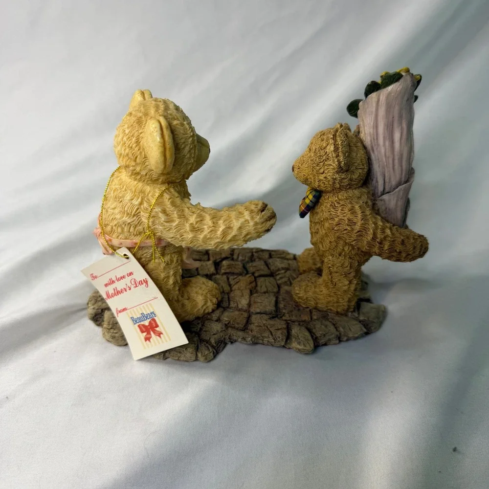 BeauBears A Special Day Teddy Bear Figurine Mothers Day Gift Flowers Resin Decor